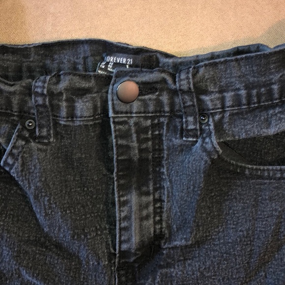 Jeans - Picture 3 of 4